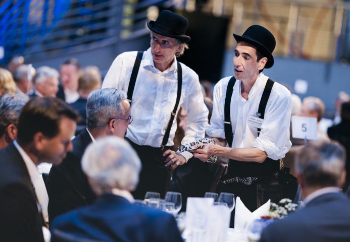 Comedy Kellner Zauberei